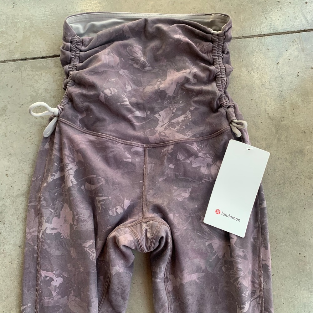 Lululemon Super High Rise Full length Tight - Picture 5 of 11